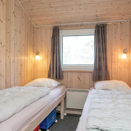 Holiday home Amazing In Hadsund With Sauna Helberskov